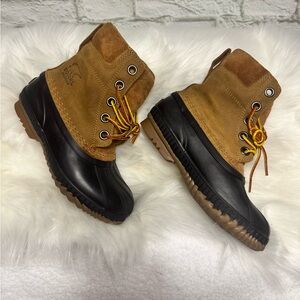 Sorel Kids' Tan and Black Boots